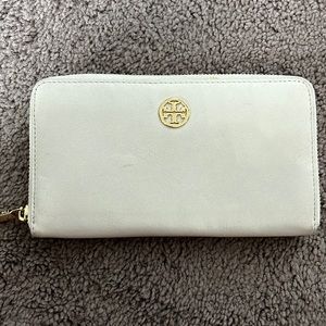White Tory Burch Wallet